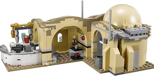 Inside the Lego Star Wars Mos Eisley Cantina