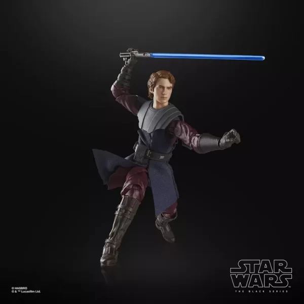 Hasbro Star Wars The Black Series Anakin Skywalker Ahsoka ready to attack.